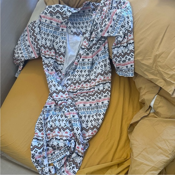 Roller Rabbit Chalet robe - Picture 2 of 3